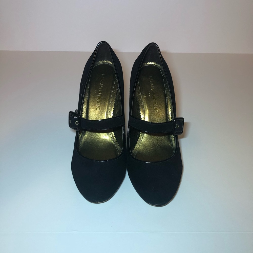 Banana Republic Heels